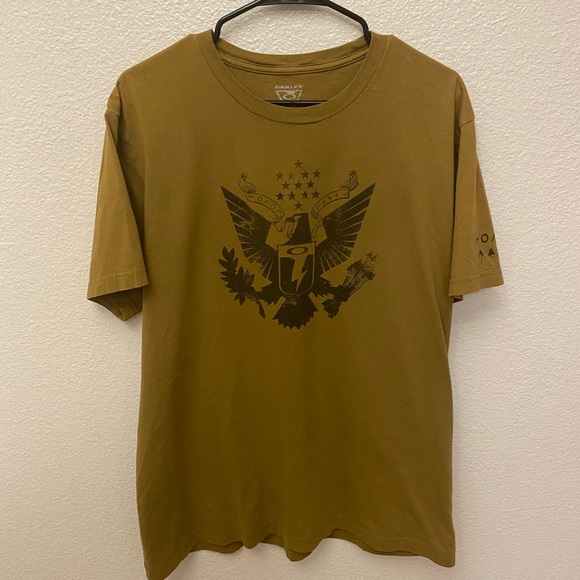 Oakley t shirt - Picture 1 of 3